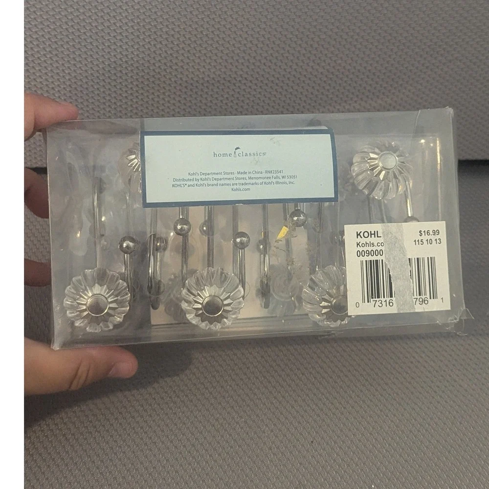 New Home Classics Crystal Shower Hooks Set of 12 Clear Floral Silver Tone